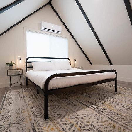 Basecamp Lodge Mount Shasta Bagian luar foto