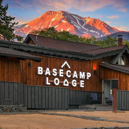 Basecamp Lodge Mount Shasta Bagian luar foto